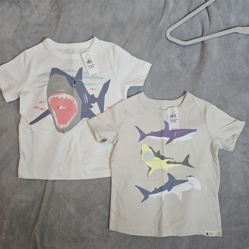 Organic Cotton Lot‎ Of 2 GAP 18 Months T Shirts Sharks NWT
